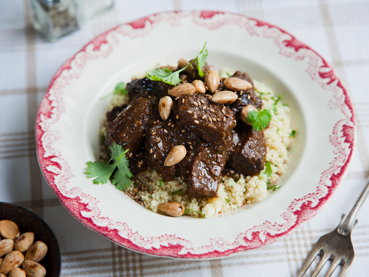 Irish Beef marokkanischer Art vereint Aromen der irischen Küche mit marokkanischen Gewürzen für ein einzigartiges Gericht.